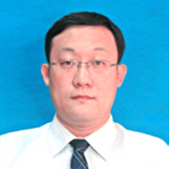 成万钧