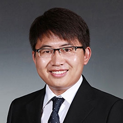 李健男