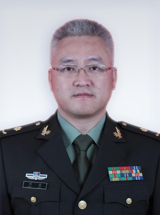 闻巍