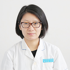 李侠