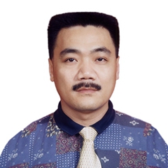 李毅
