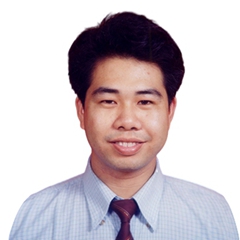 李伟雄