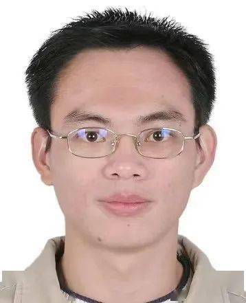 张伯华
