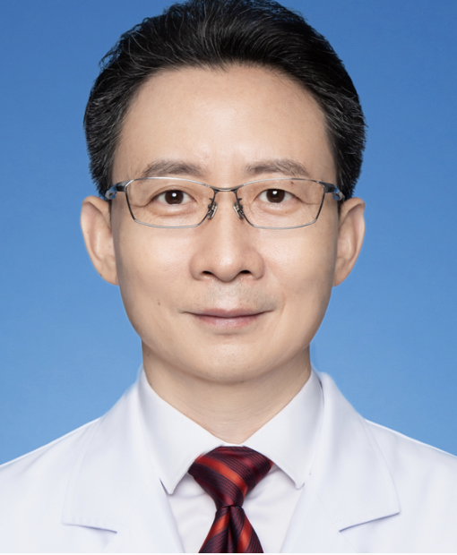 王彤