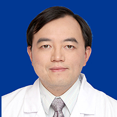 李伟