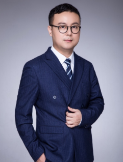 杨飞