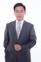 龚亚斌