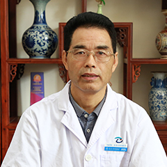 冯起校