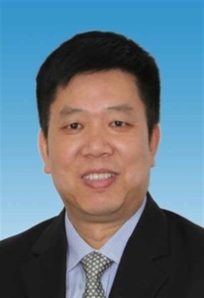 邓启文