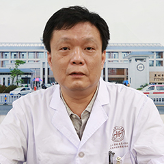 黄威
