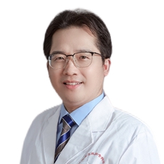 王明
