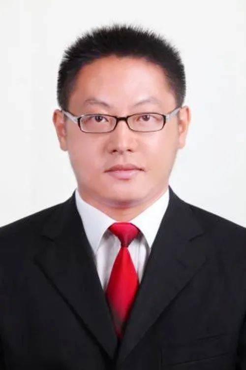 毕立清