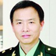 施毅