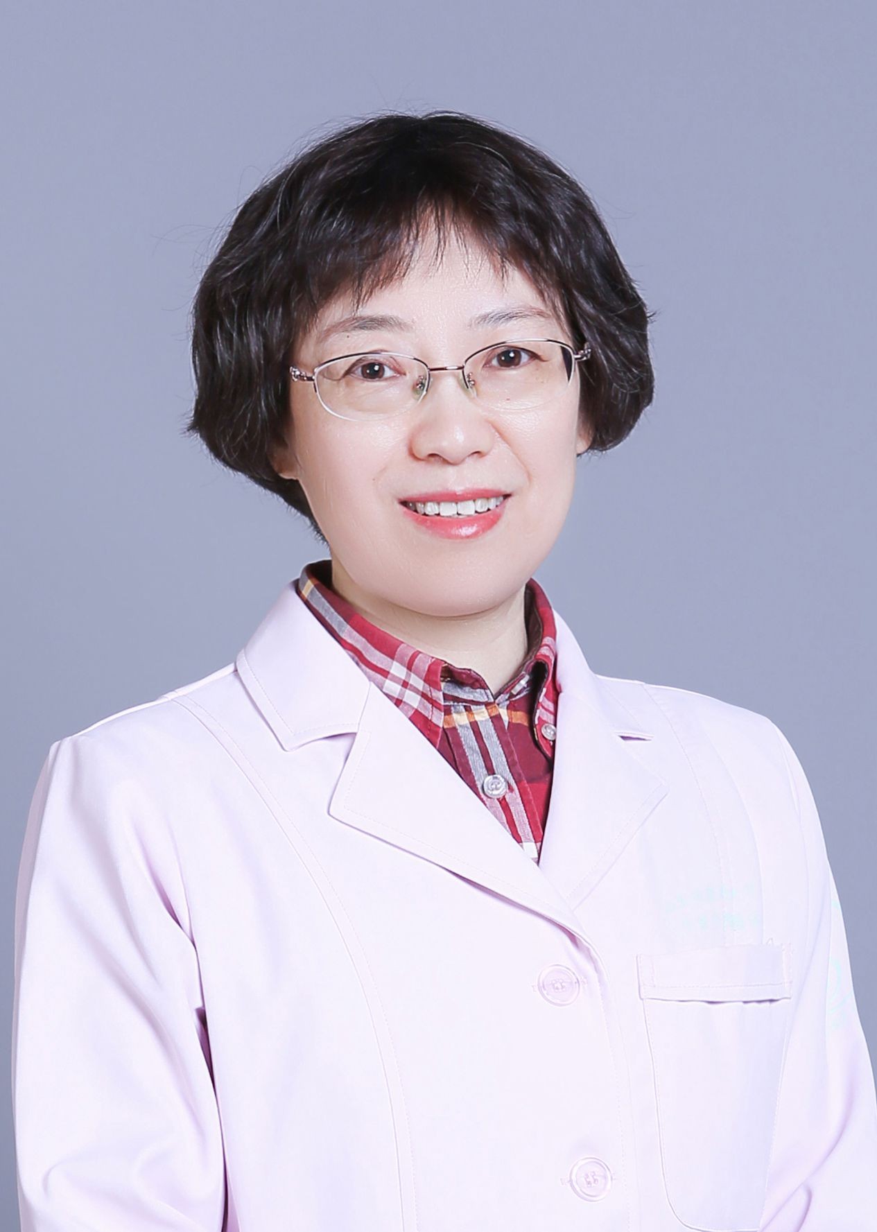 崔薇