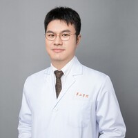 李铁
