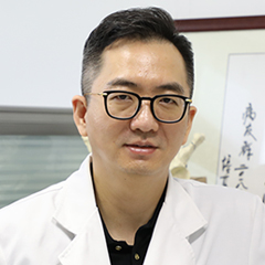 李国东