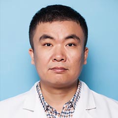 闫鹏